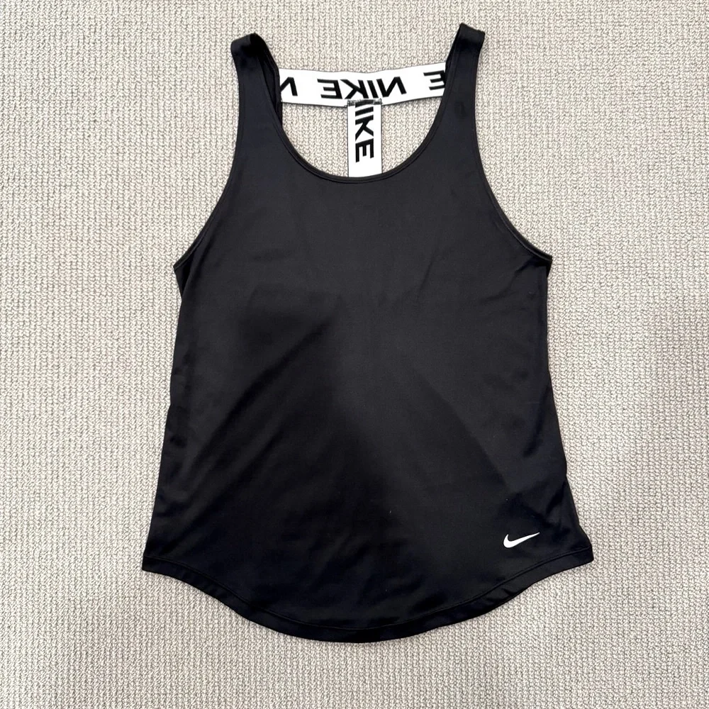 Nike Black Fitted Sleeveless Tank Top